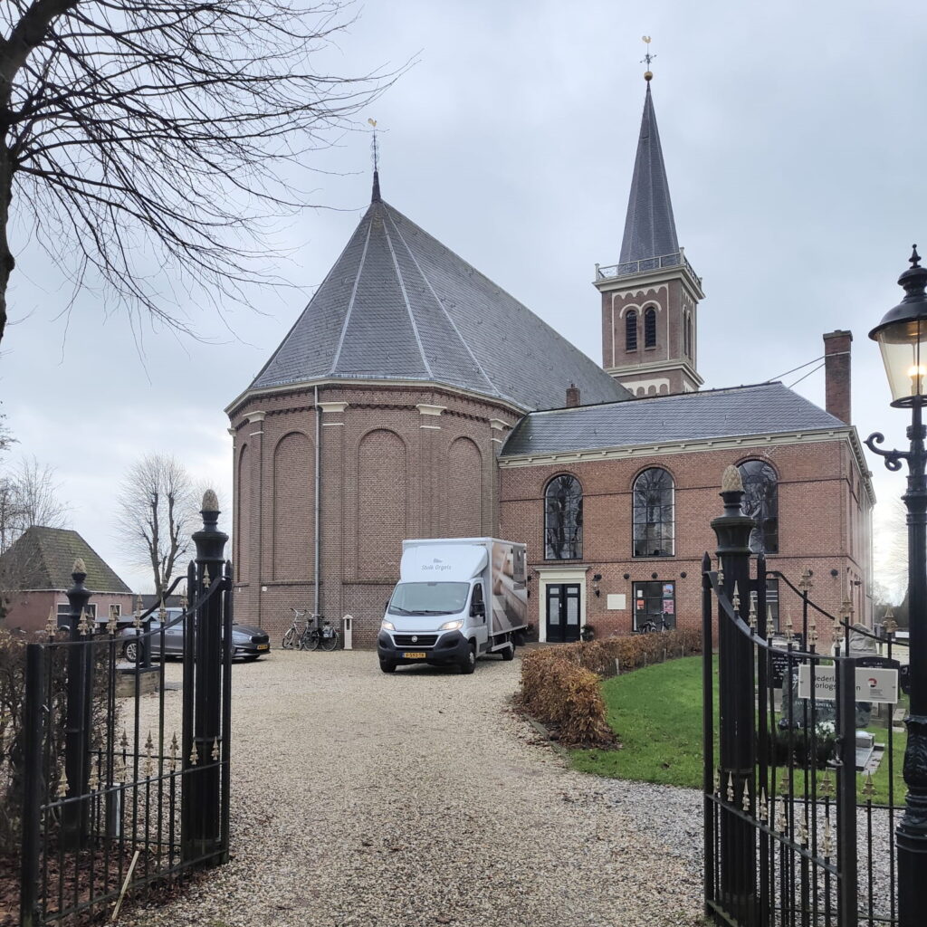 Eminent Capella | Menaam (Friesland)